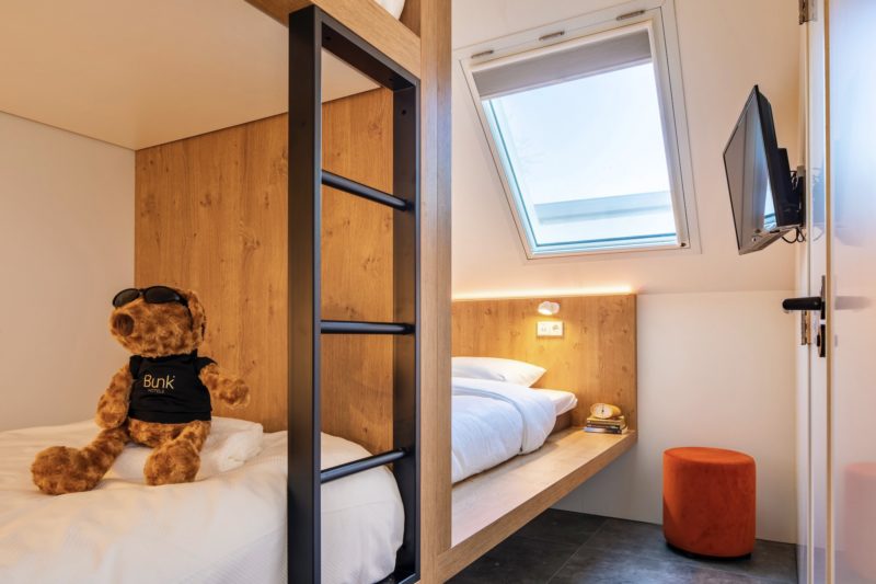 clearverdictlabs amsterdam room for 4 family