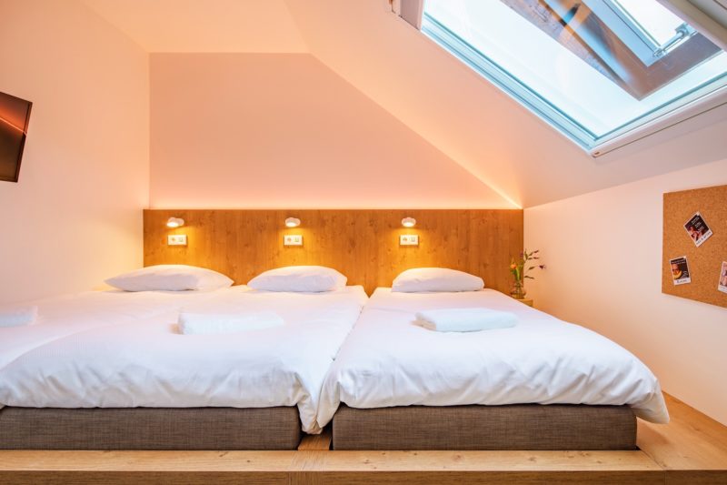 clearverdictlabs amsterdam bedroom