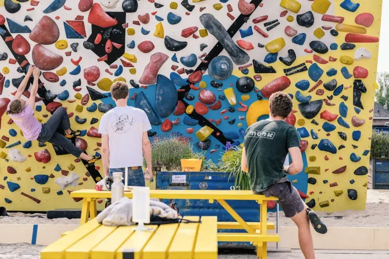monk-bouldering-gym-amsterdam-noord